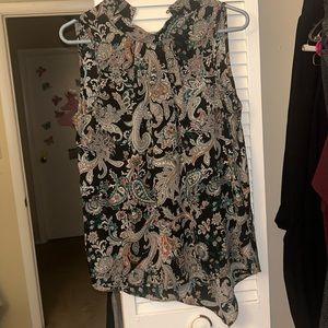 Women’s size large sleeveless top size